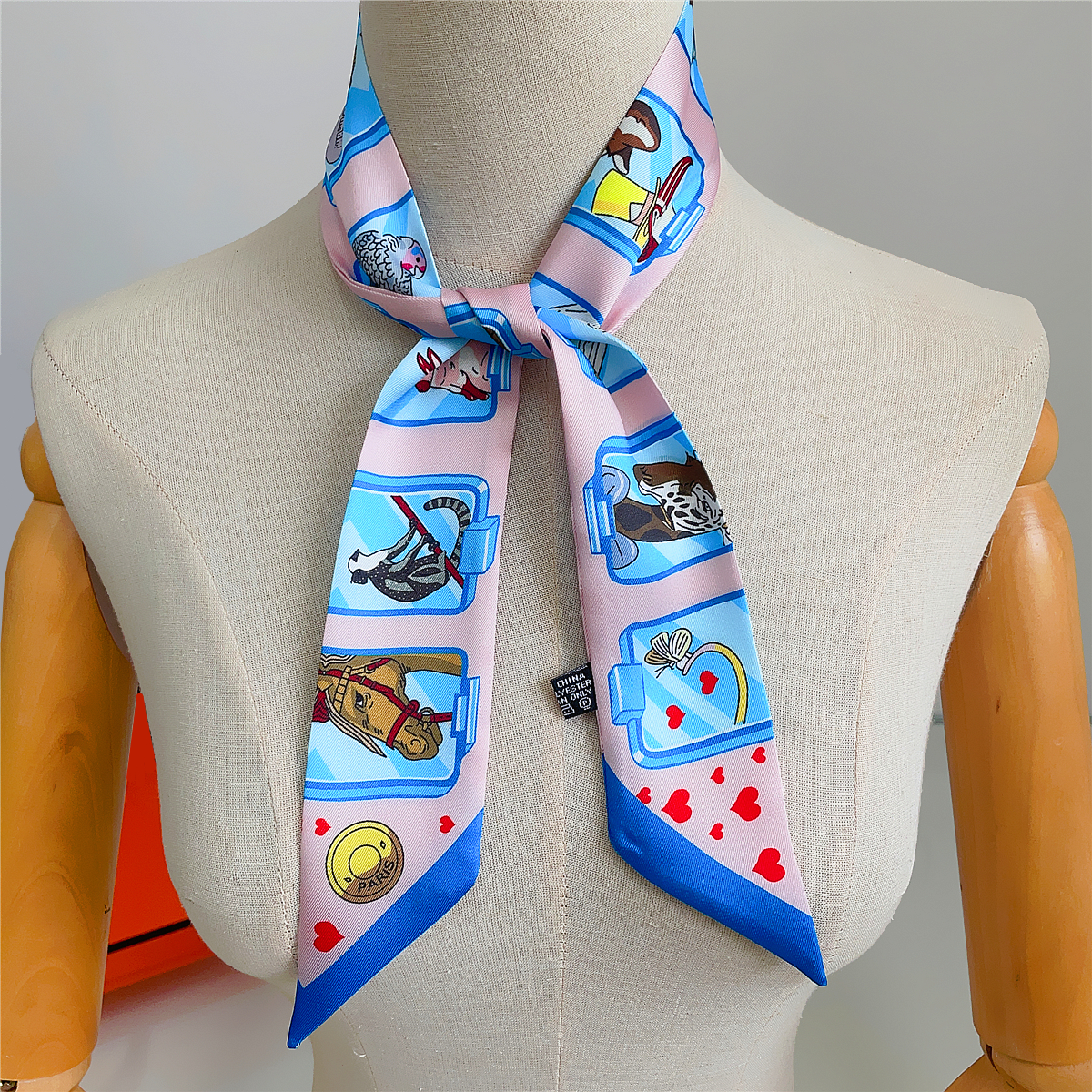 Brand Design Twill 100% Silk S - Face Scarf Mask recensione e prezzo