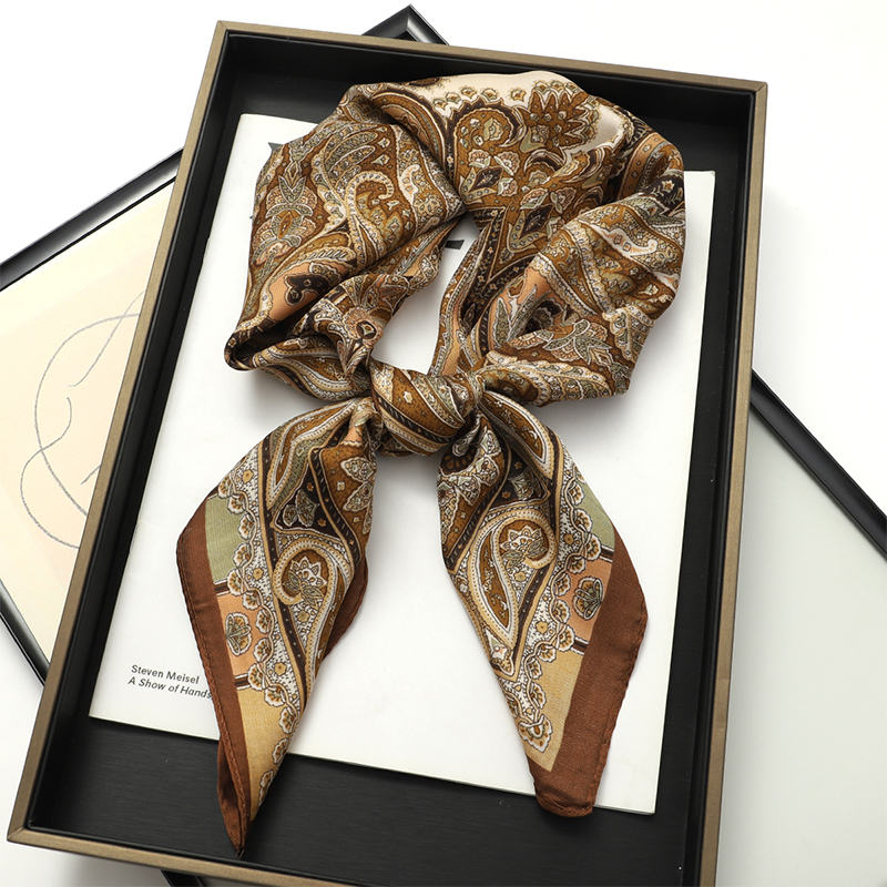 Bohemian Style Print Luxury Br - Face Scarf Mask recensione e prezzo