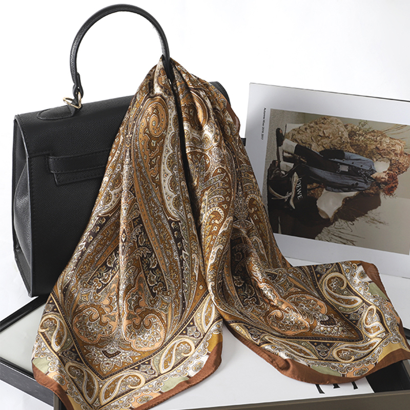 Bohemian Style Print Luxury Br - Face Scarf Mask recensione e prezzo