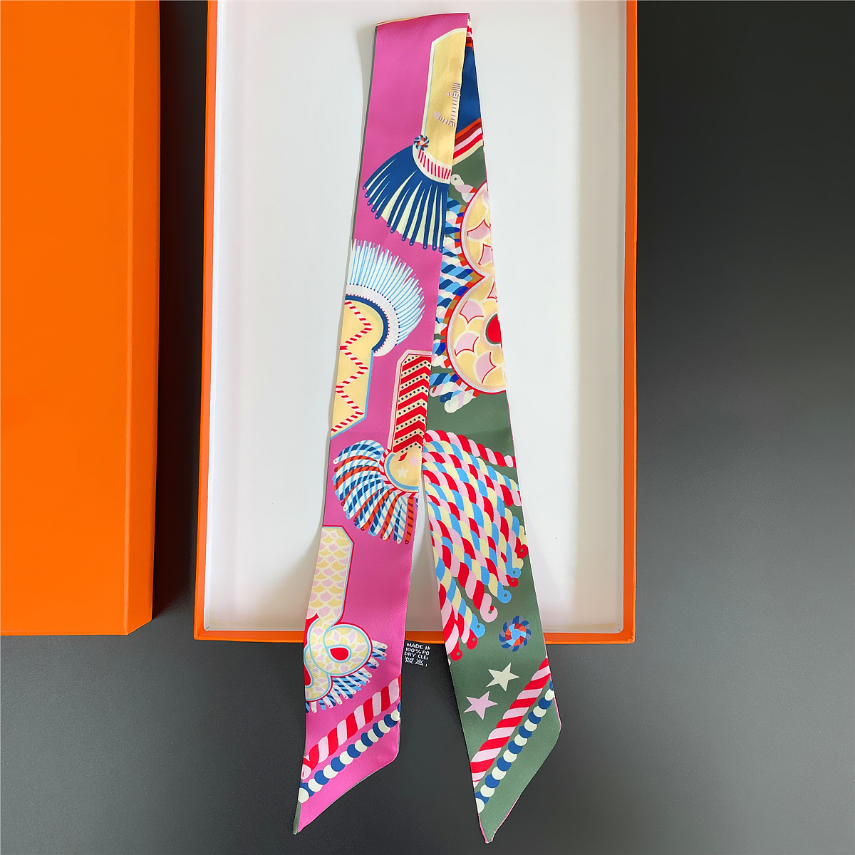 Brand Design Twill 100% Silk S - Face Scarf Mask recensione e prezzo