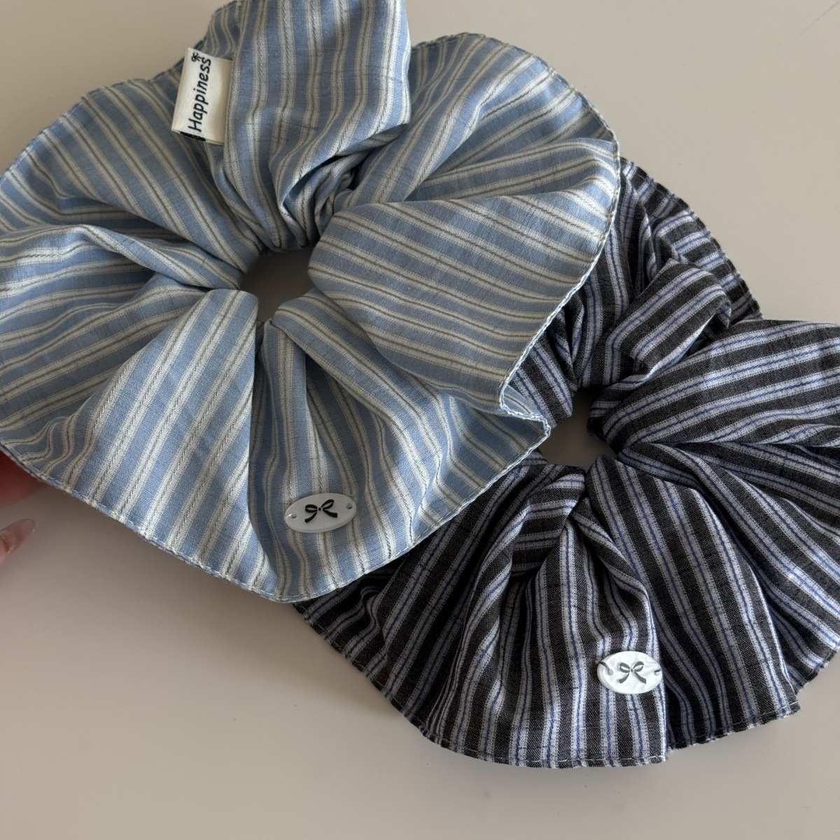 Blue Solid Color Silk Hair Ban - Silk Tie Striped recensione e prezzo