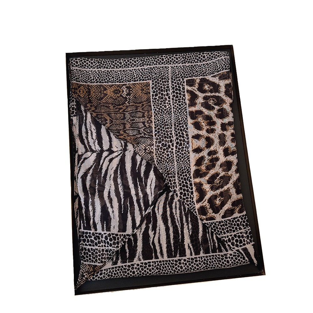 Leopard Small Long Silk Scarf  - Silk Tie Striped recensione e prezzo