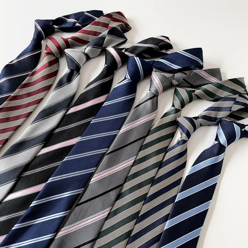 2026 South Korea Dongdaemun St - Silk Tie Striped recensione e prezzo