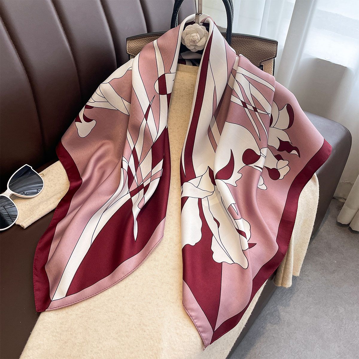 Luxury 90*90Cm Square Scarf Tw - Ascot Neck Scarf recensione e prezzo
