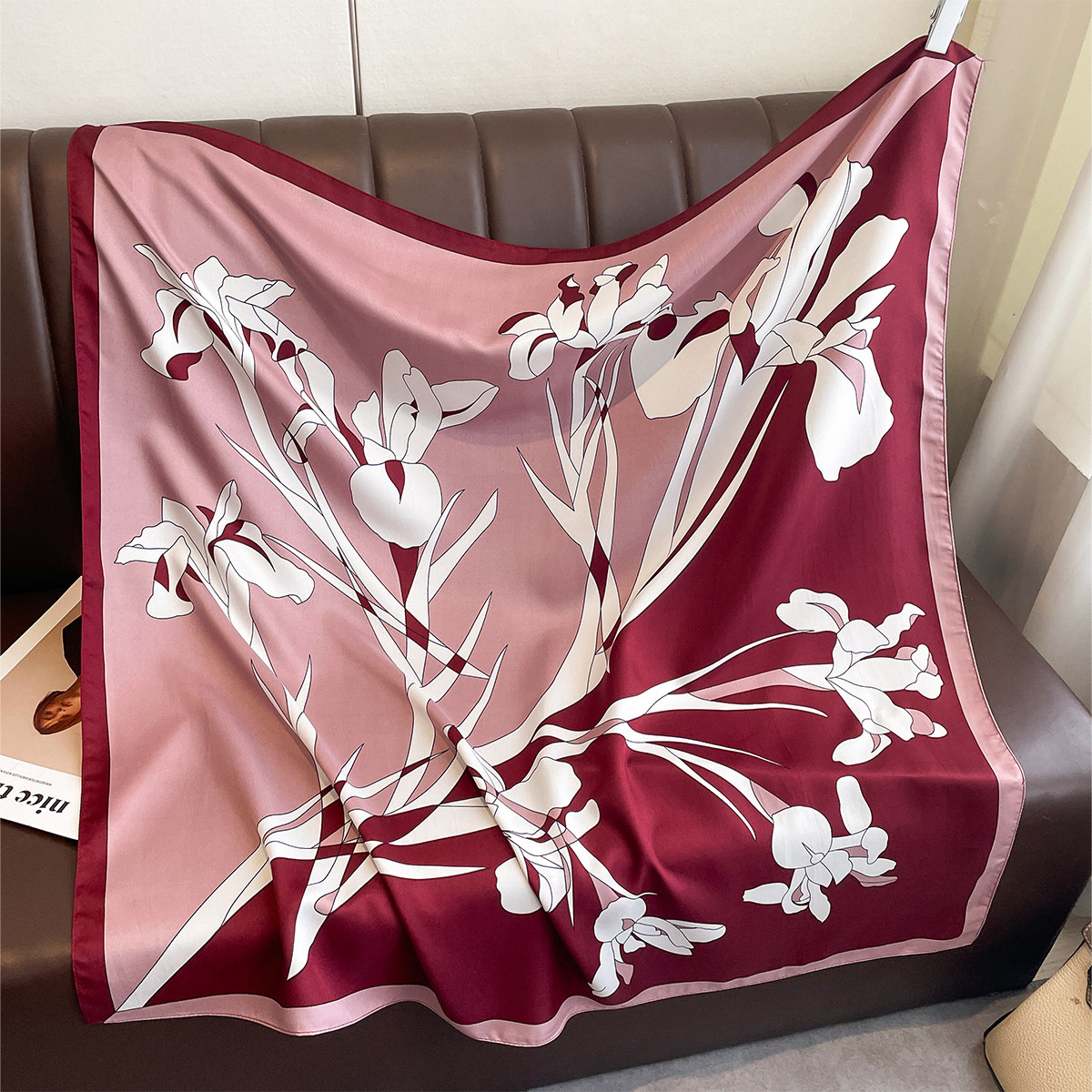 Luxury 90*90Cm Square Scarf Tw - Ascot Neck Scarf recensione e prezzo