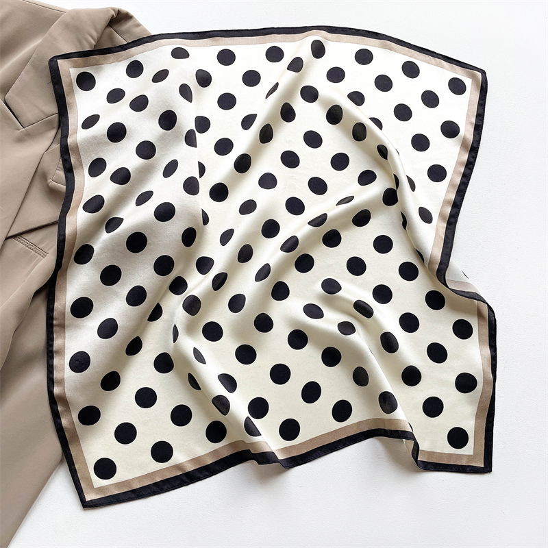 2024 New Pure Silk Scarf Small - Ascot Neck Scarf recensione e prezzo