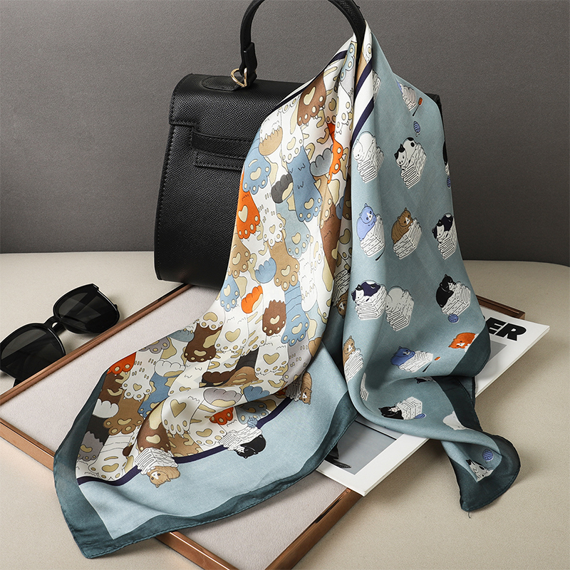 Luxury Silk Shawl Fat Cat Squa - Face Scarf Mask recensione e prezzo