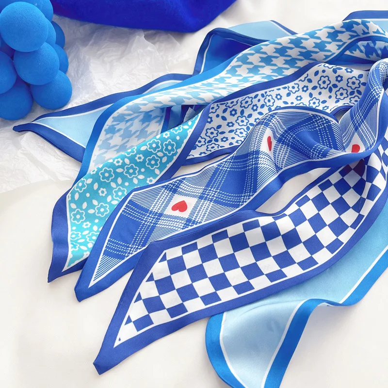 Klein blue silk scarf new chec - Bandana Cotton recensione e prezzo